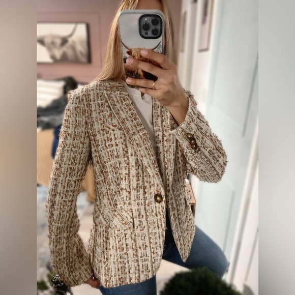 Veronica Beard Jackets & Blazers - Veronica Beard Cutaway Dickey Jacket Ivory Size 10 Peak Lapel Tweed One Button